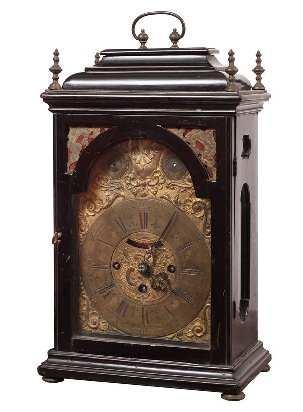 Francia, XIX secolo - Orologio da tavolo in legno ebanizzato