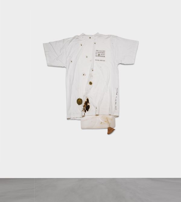 Gregor Schneider : This Gallery is Sponsored by the Artist SCHNEIDER Fuck and Go  (2002)  - Mixed media on a t-shirt stapled on cardboard and ceramic element, string and scotch - Auction + Contemporary Art - Blindarte Casa d'Aste