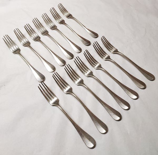 Parte di servizio placcato argento composto da 14 forchette