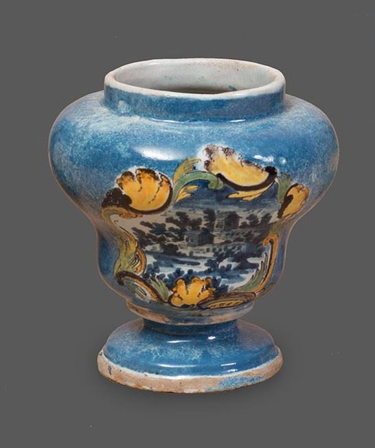 Fabbriche napoletane, prima met&#224; del XVIII secolo : Piccolo vaso a pera  - Auction ANTIQUES, OLD AND 19TH CENTURY PAINTINGS - Blindarte Casa d'Aste