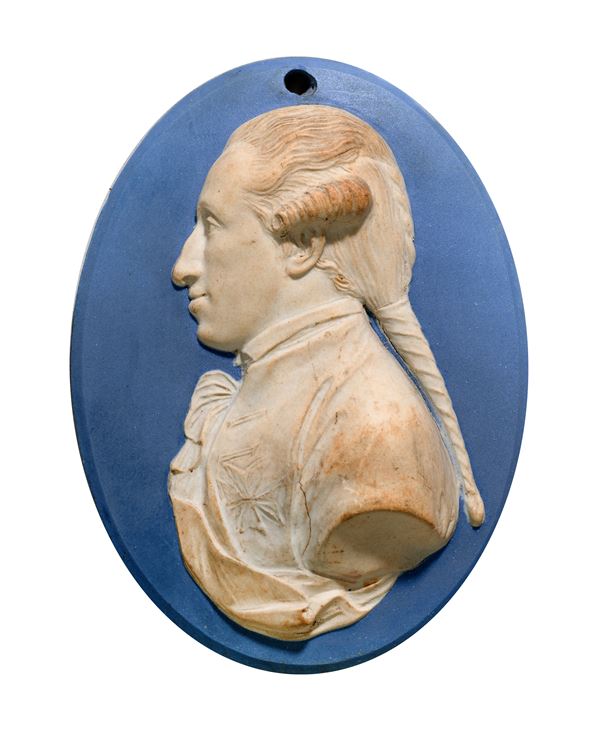 Napoli, Filippo Tagliolini : Ritratto profilo di Ferdinando IV di Borbone  - Cammeo in wedgwood con profilo ritratto in biscuit raffigurante giovane effige di Ferdinando IV di B - Asta Oggetti d'arte, importanti dipinti antichi e dipinti del XIX-XX secolo - Blindarte Casa d'Aste