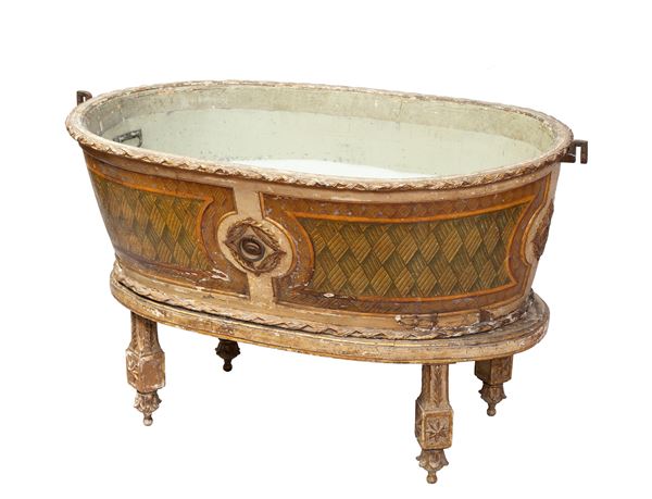 Napoli, XVIII secolo : Fioriera Luigi XVI  - in legno dipinto, dorato e intagliato - Asta Oggetti d'arte, importanti dipinti antichi e dipinti del XIX-XX secolo - Blindarte Casa d'Aste