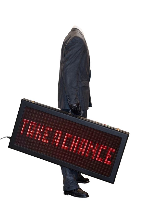 Julien Berthier : Take a Chance on Me  (2006)  - Manichino, pannello a LED, pelle, velluto,ottone, sistema elettronico  - Asta Arte Moderna e Contemporanea - Blindarte Casa d'Aste