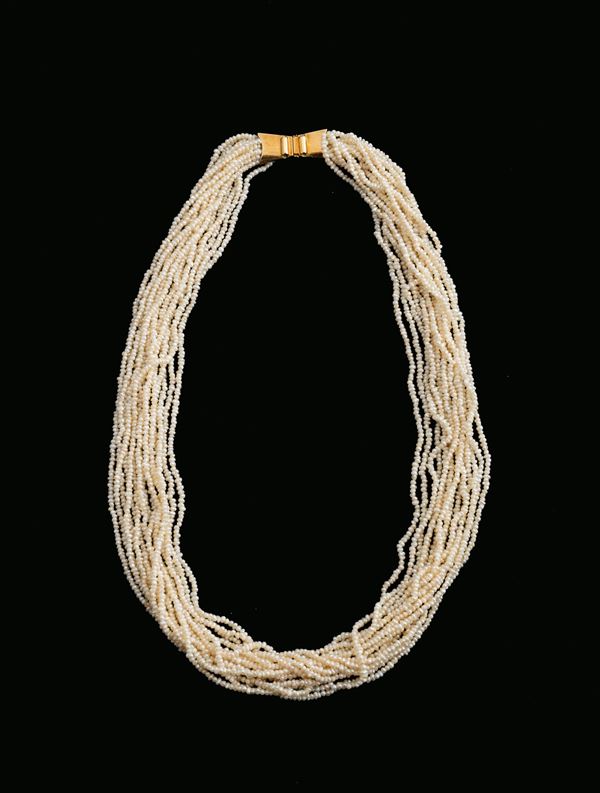 Collana multifilo  - con susta in oro 18 carati - Asta GIOIELLI, VINTAGE E OROLOGI - Blindarte Casa d'Aste