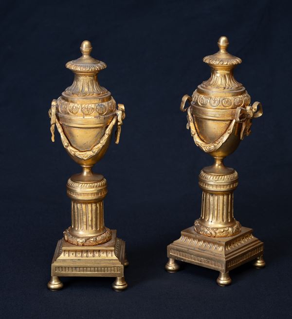 Francia, XIX secolo : Coppia di poutiche  - in bronzo dorato -  BUY NOW -  Paintings, furniture and art objects - Blindarte Casa d'Aste