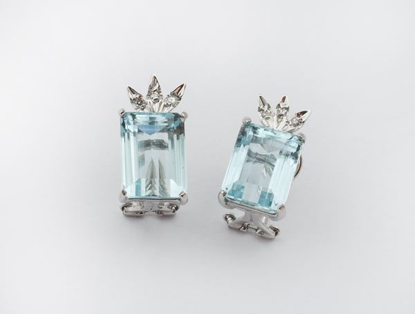 Orecchini  - in oro bianco 18 carati - Auction JEWELLERY, WATCHES, DECORATIVE ART, DESIGN AND ORIENTAL ART - Blindarte Casa d'Aste