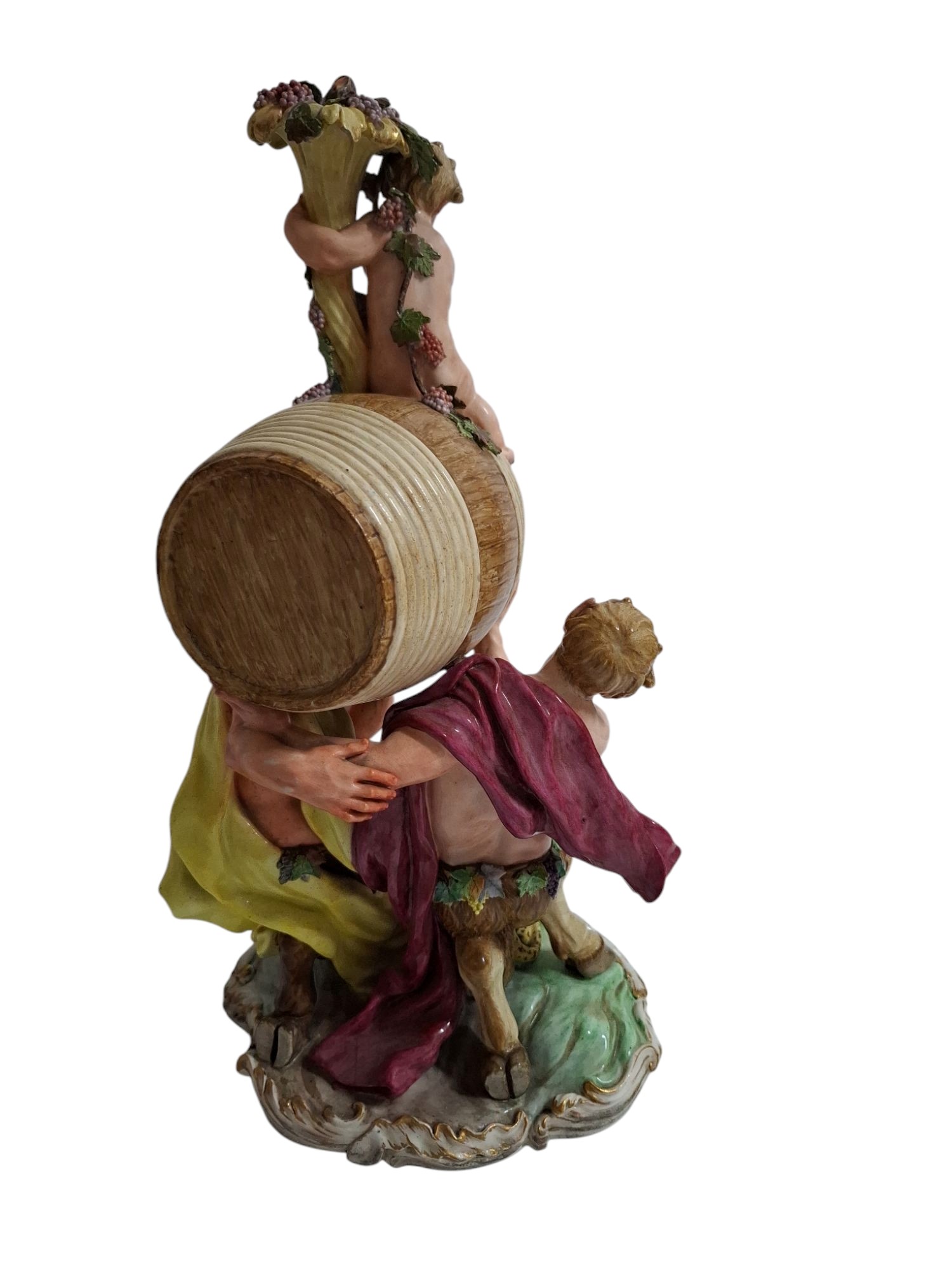 Probabile Manifattura di Meissen - Baccanali con Botte di Vino