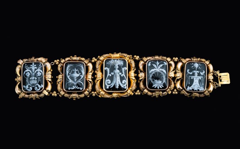 Antico bracciale di epoca Vittoriana