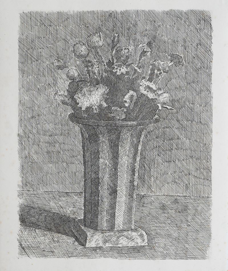 Vaso a strisce con fiori