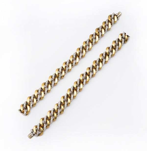 Coppia di bracciali componibili a formare una collana, anni '80