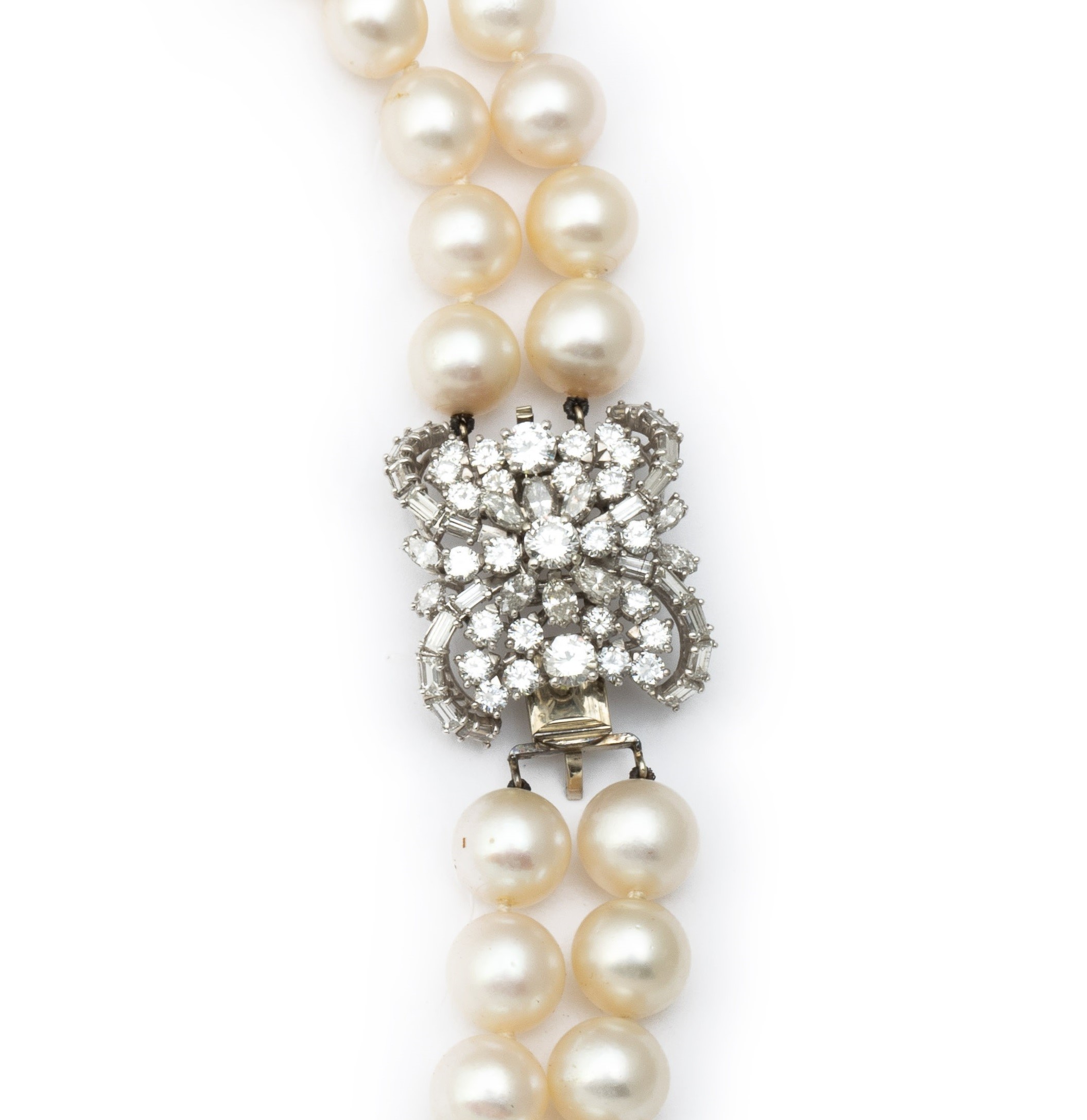 Collana di perle e diamanti