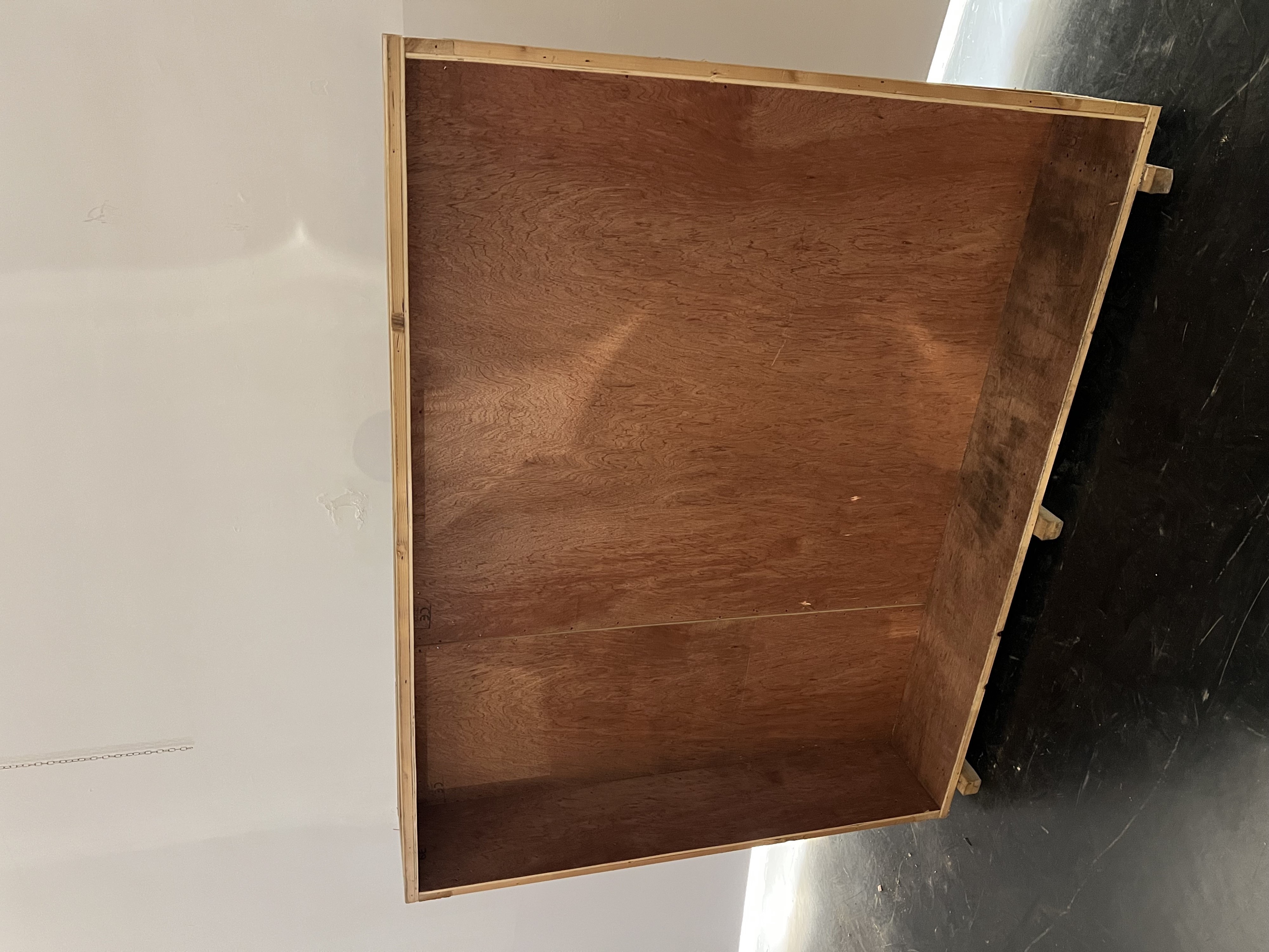 Cassa in legno per imballaggio, misure esterne 135×171×31 cm
