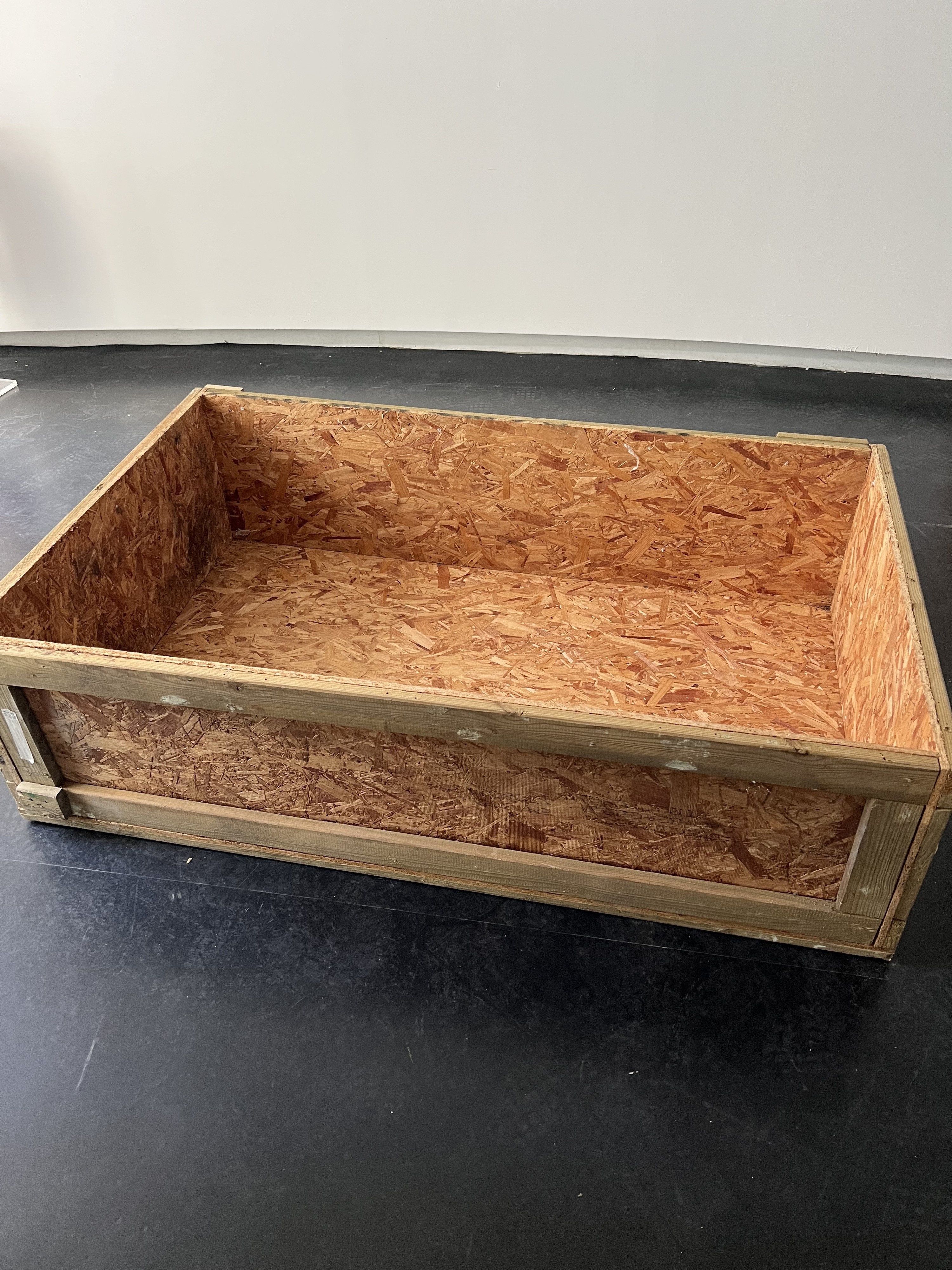 Cassa in legno (OSB) per imballaggio, misure esterne cm 97x157x47